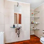 Cascais/lisbon, Private Jacuzzi, Garden, Pool&barbecue House