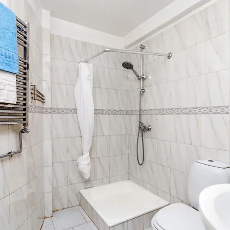 Jacuzzi, Garden, Pool & Barbecue House, 15mn From Lisbon Center Vila Oeiras