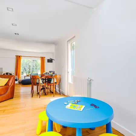 Jacuzzi, Garden, Pool & Barbecue House, 15mn From Lisbon Center Vila Oeiras